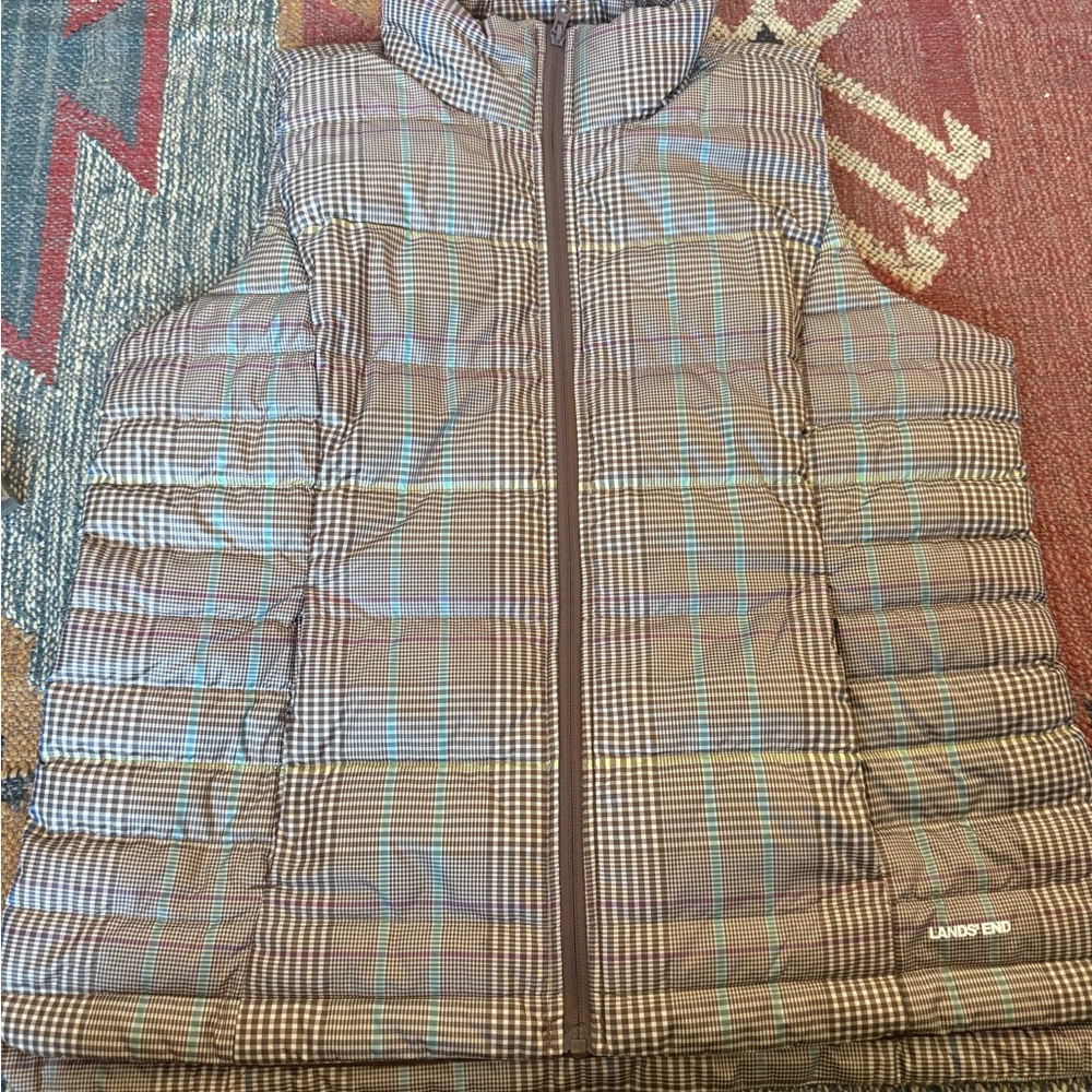 Lands’ End Glen Plaid Down Puffer Vest Size L – NWOT